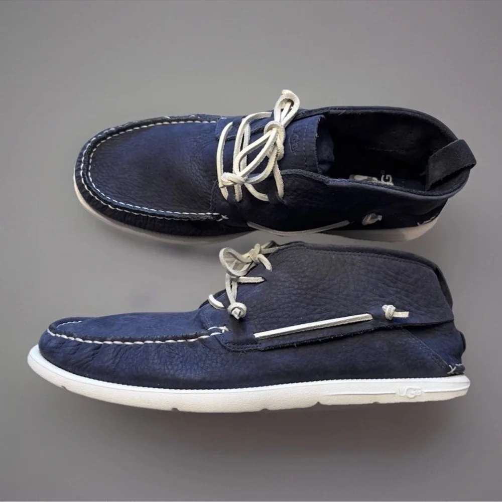 UGG LEATHER BOAT SHOES SZ 12 MENS BEACH MOC CHUKKA MOCCASIN LOAFERS NAUTICAL EUC
